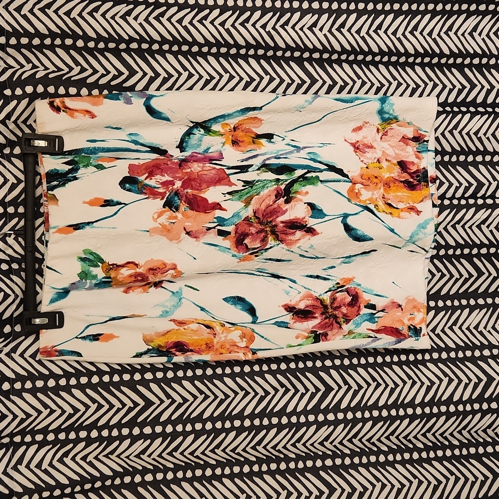 Floral pencil skirt